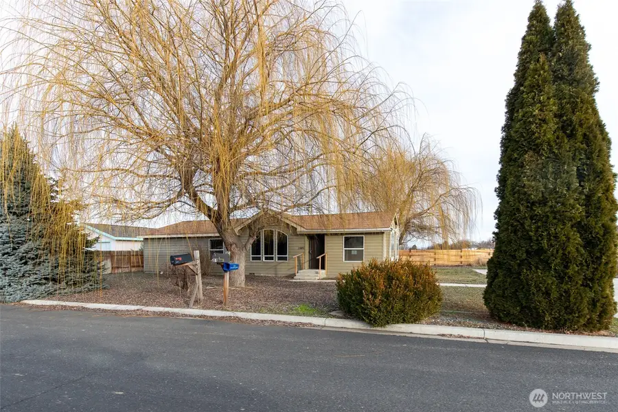 2609 S 72nd Avenue, Yakima, WA 98903 - Image #2