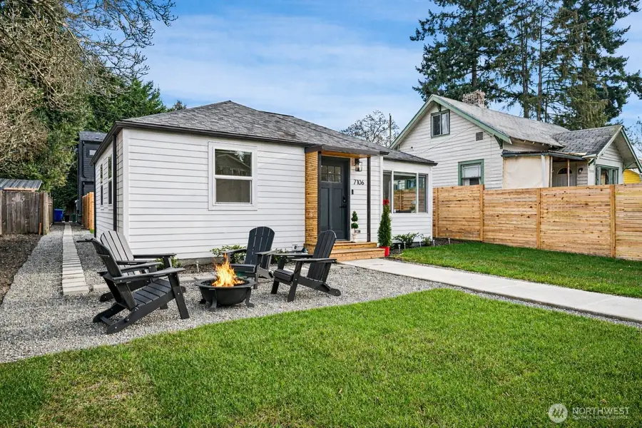 7106 32nd Avenue Sw, Seattle, WA 98126 - #3