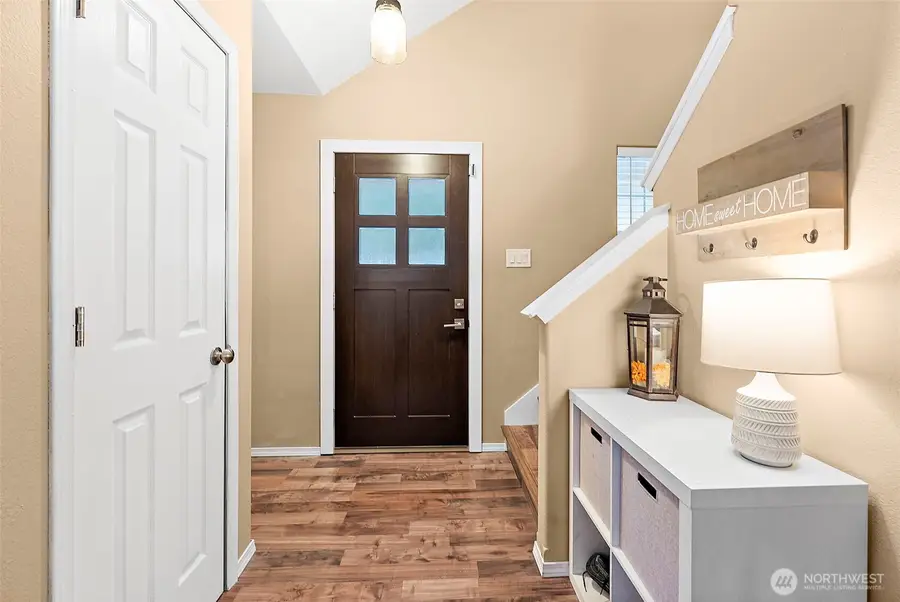 18833 Rampart Drive Se, Yelm, WA 98597 - Image #3