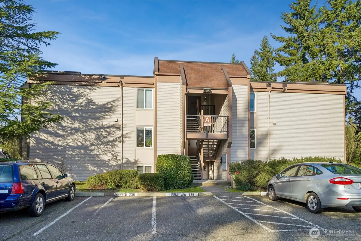 14650 NE 32nd Street #A-11, Bellevue, WA 98007 - Image #1