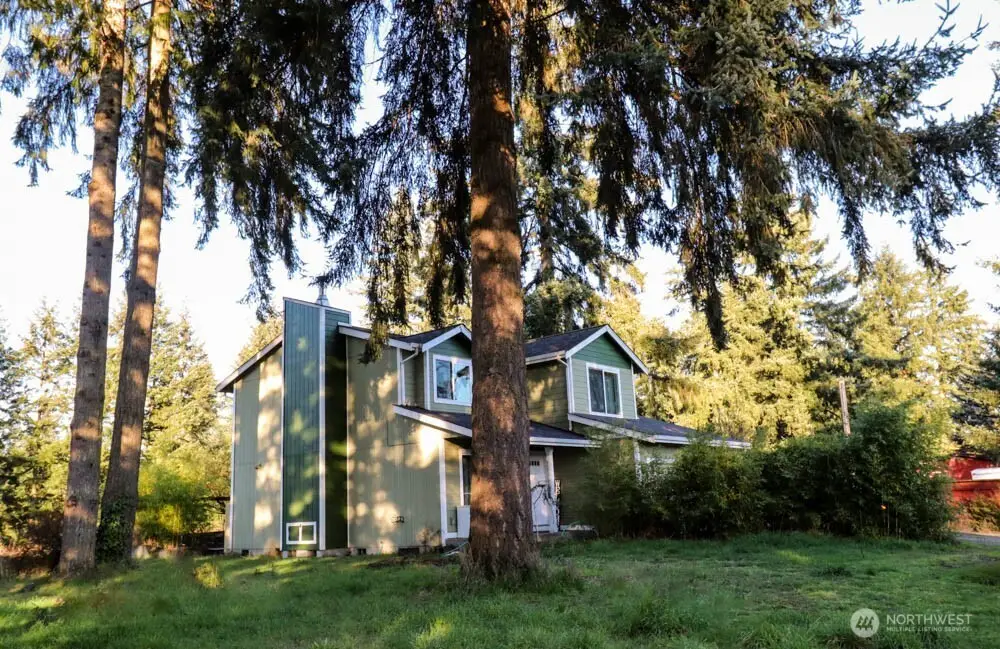 17211 Hound Dog Lane Sw, Rochester, WA 98579 - Image #1