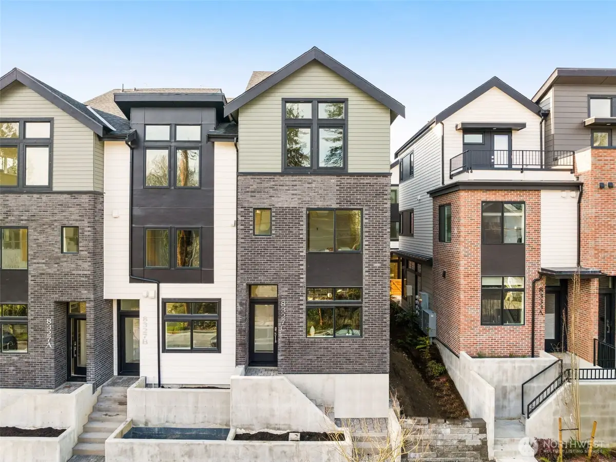 8327 12th Avenue Nw, Seattle, WA 98117 - #1