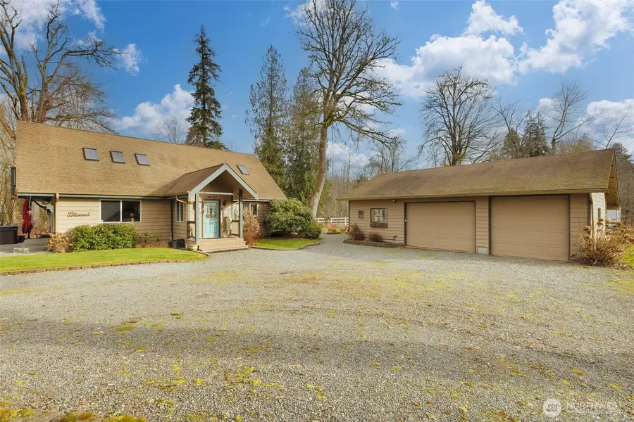 34810 257th Avenue Se, Black Diamond, WA 98010 - Image #2