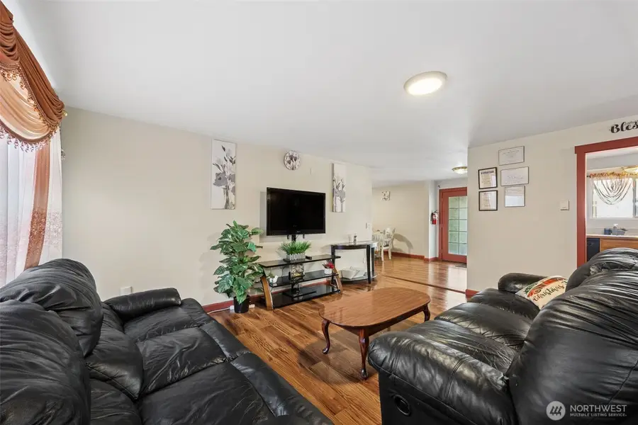 2517 132nd St Se, Everett, WA 98208 - Image #2