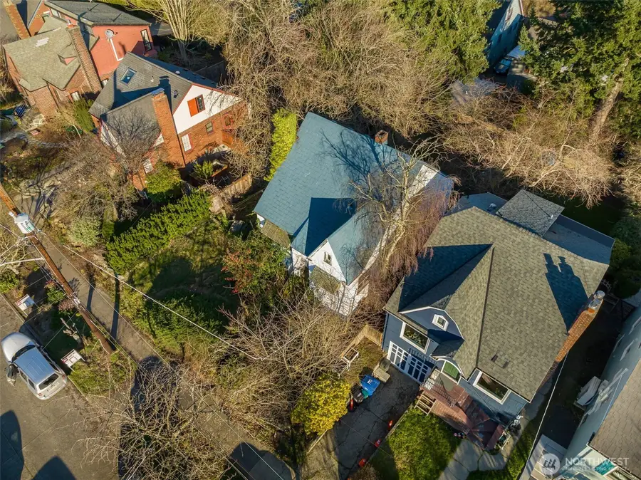 7332 9th Avenue Nw, Seattle, WA 98117 - #2