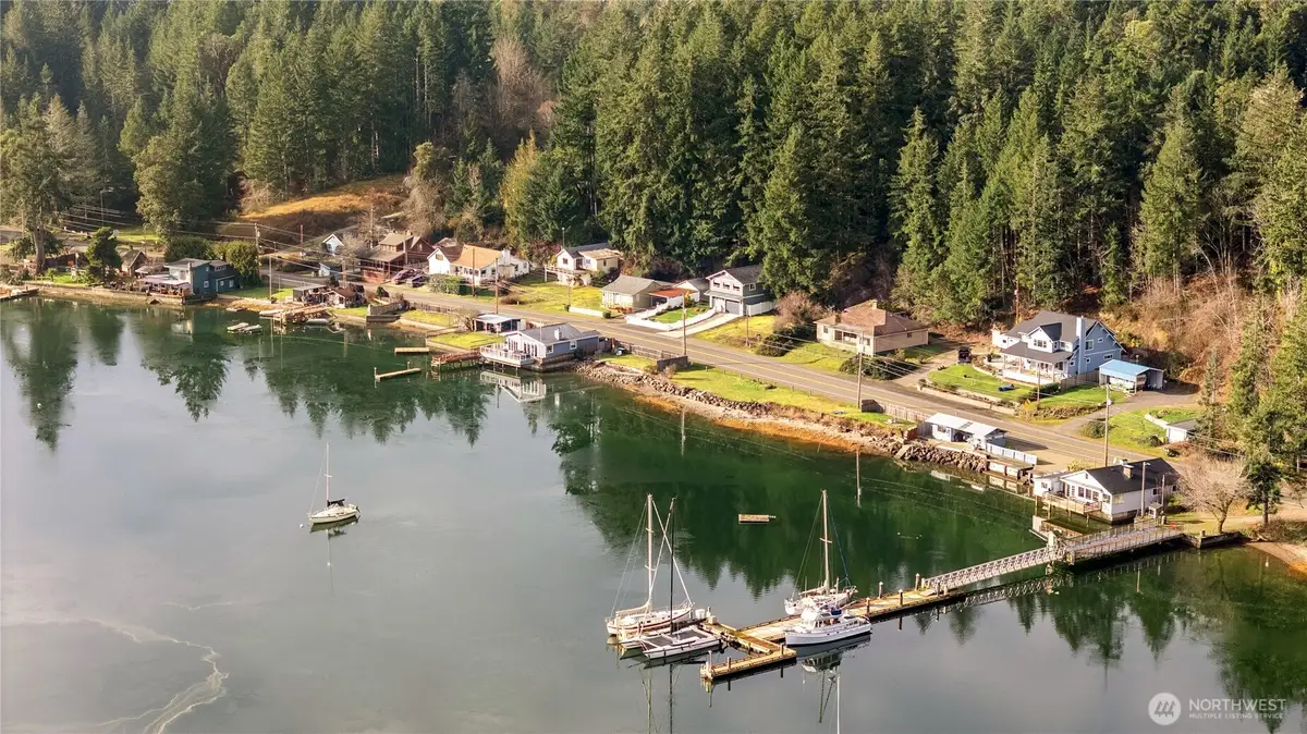 4710 NE North Shore Road, Belfair, WA 98528 - Image #1