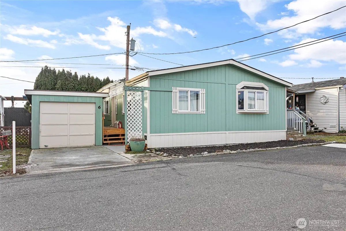 2522 Old Highway 99 Road S #6, Mount Vernon, WA 98273 - Image #1