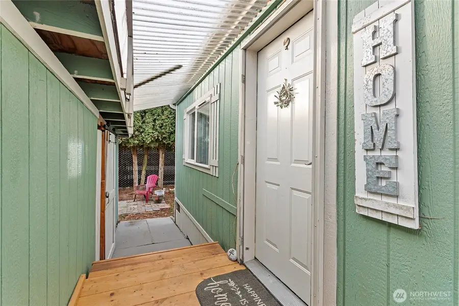 2522 Old Highway 99 Road S #6, Mount Vernon, WA 98273 - Image #3