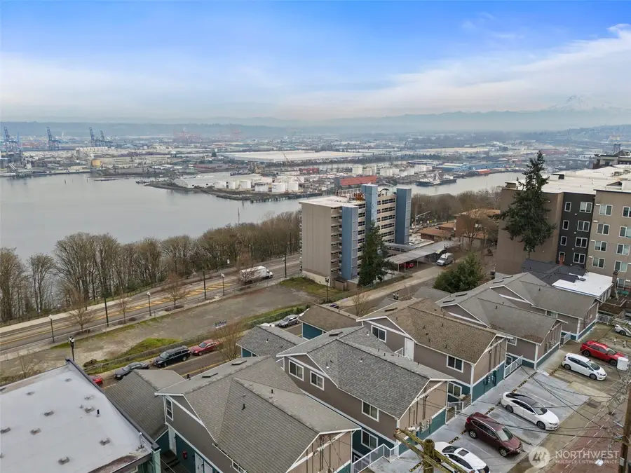 218 Broadway #5, Tacoma, WA 98402 - #2
