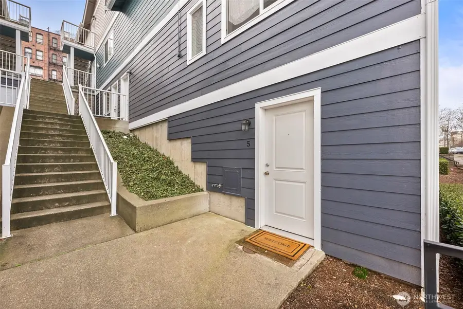 218 Broadway #5, Tacoma, WA 98402 - Image #2