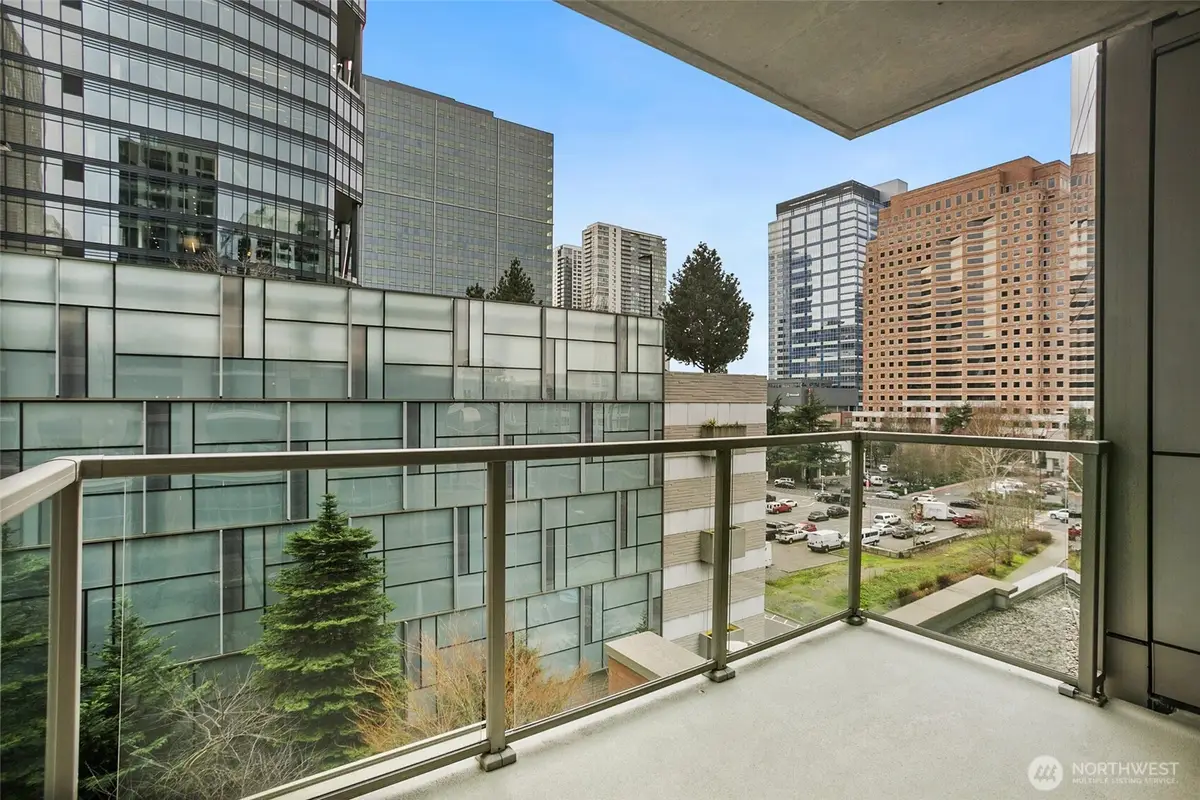 10650 NE 9th Place #721, Bellevue, WA 98004 - Image #1