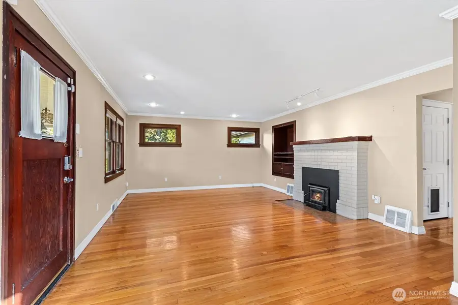 8515 Golden Given Road E, Tacoma, WA 98445 - Image #2