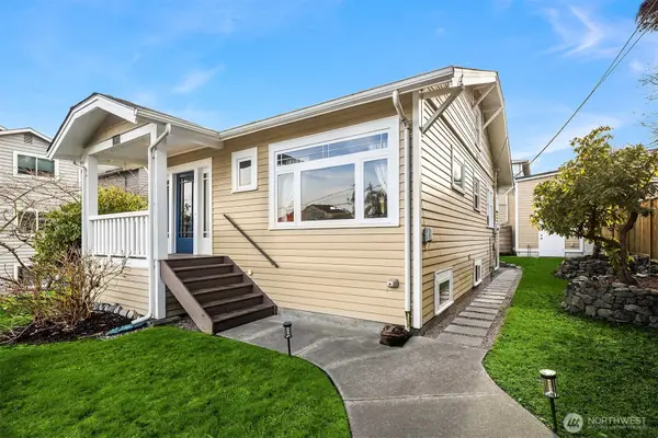 349 N 72nd Street, Seattle, WA 98103