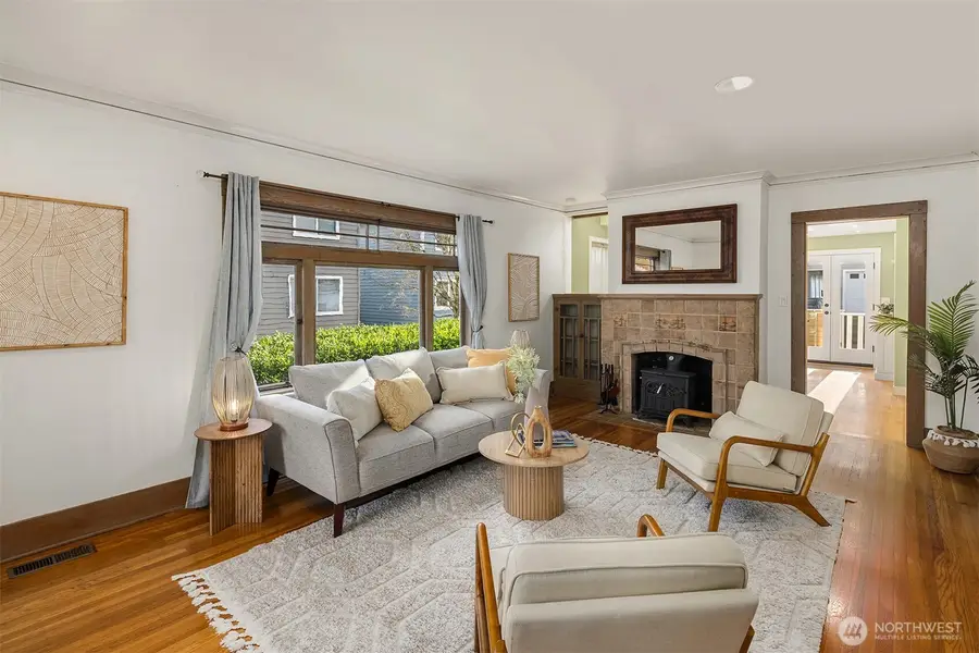 349 N 72nd Street, Seattle, WA 98103 - Image #2