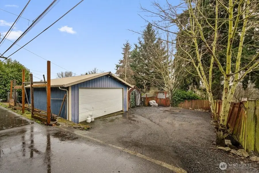 4618 S 3rd Avenue, Everett, WA 98203 - #2