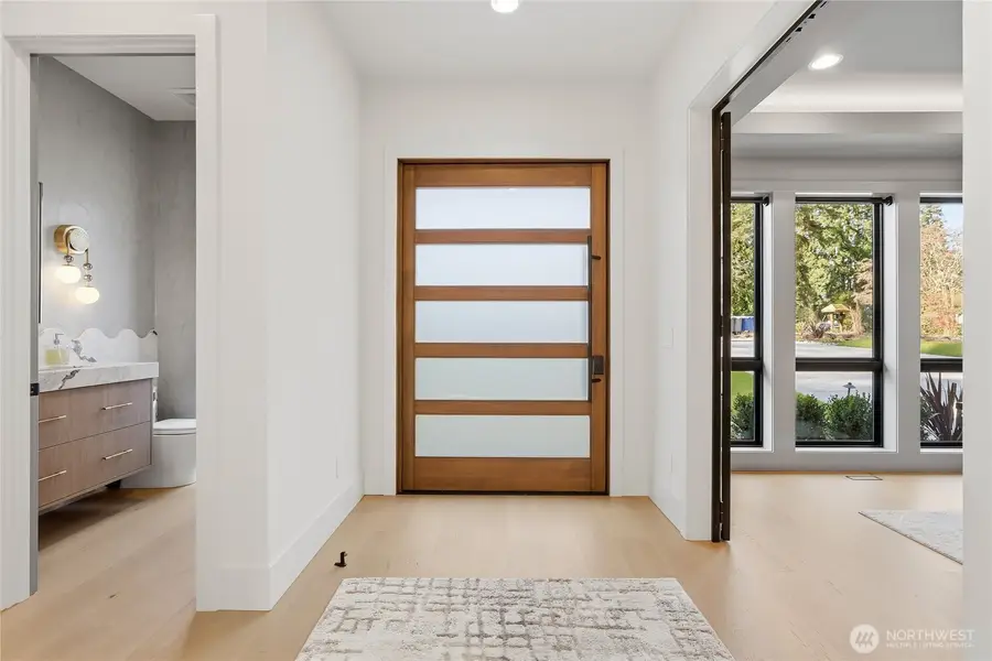 2202 102nd Place Se, Bellevue, WA 98004 - #2