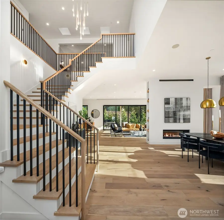 2436 134th Avenue Ne, Bellevue, WA 98005 - Image #3