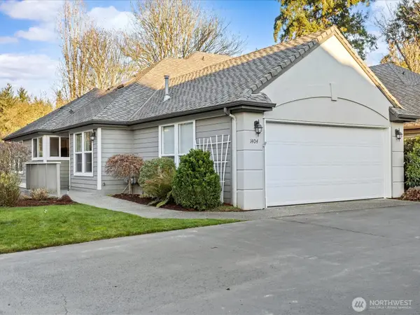 1404 NW 202nd Lane, Shoreline, WA 98177