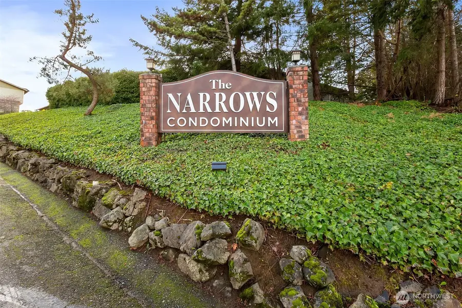 3570 Narrows View Lane #104, Bremerton, WA 98310 - Image #2