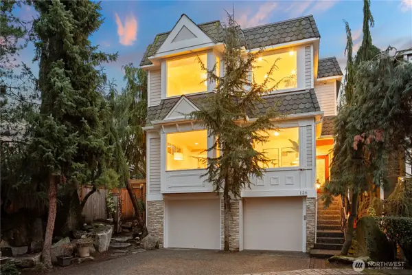 126 6th Court, Kirkland, WA 98033