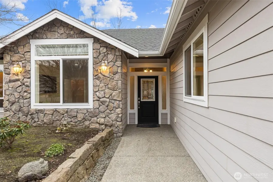 271 N Scotland Drive, Camano Island, WA 98282 - Image #2