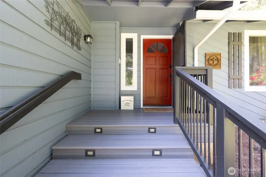 4705 Yorkshire Drive Se, Olympia, WA 98513 - Image #2