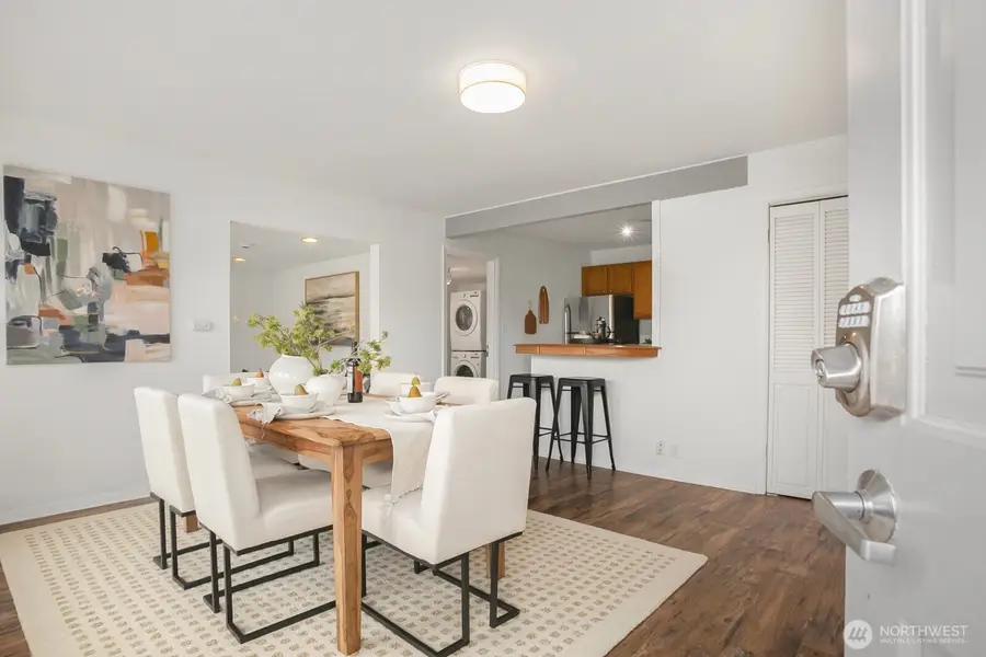 9230 31st Avenue Sw, Seattle, WA 98126 - Image #3