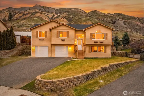 3953 NE Vista Del Rey Drive, East Wenatchee, WA 98802