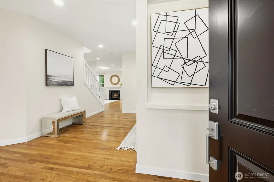 11025 243rd Avenue Ne, Redmond, WA 98053 - Image #3