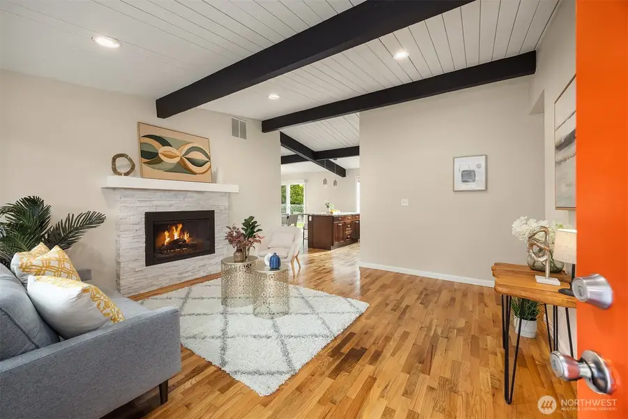 22709 SE 16th Street, Sammamish, WA 98075 - Image #3