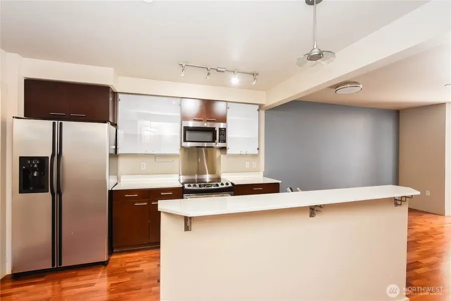 159 Denny Way #402, Seattle, WA 98109 - Image #3
