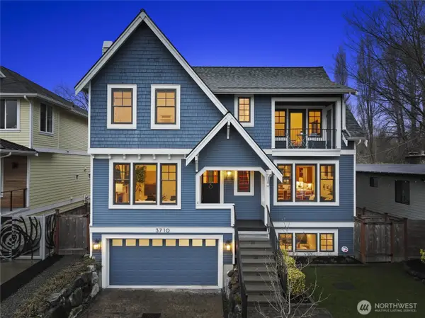 3710 NE 41st Street, Seattle, WA 98105