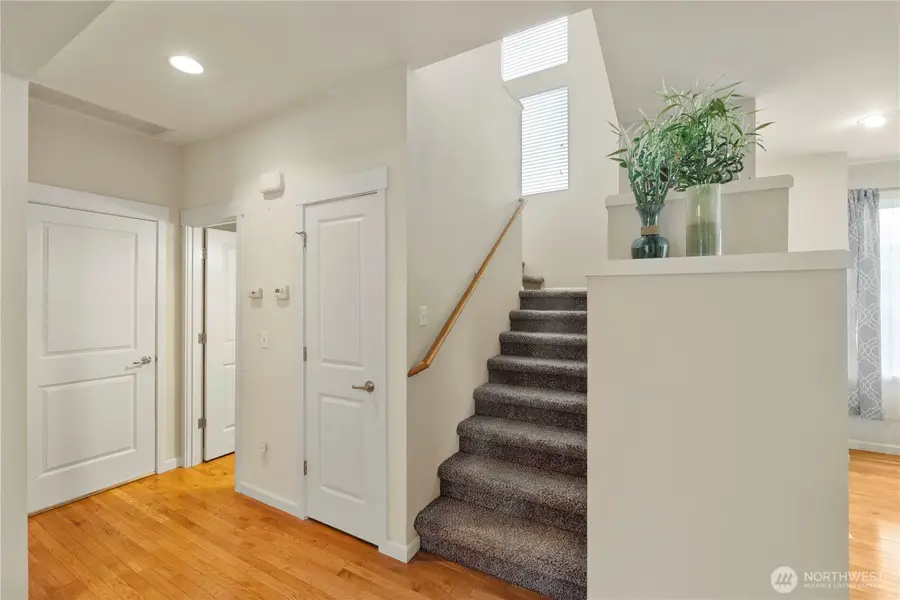 1346 32nd Place Ne, Auburn, WA 98002 - Image #2