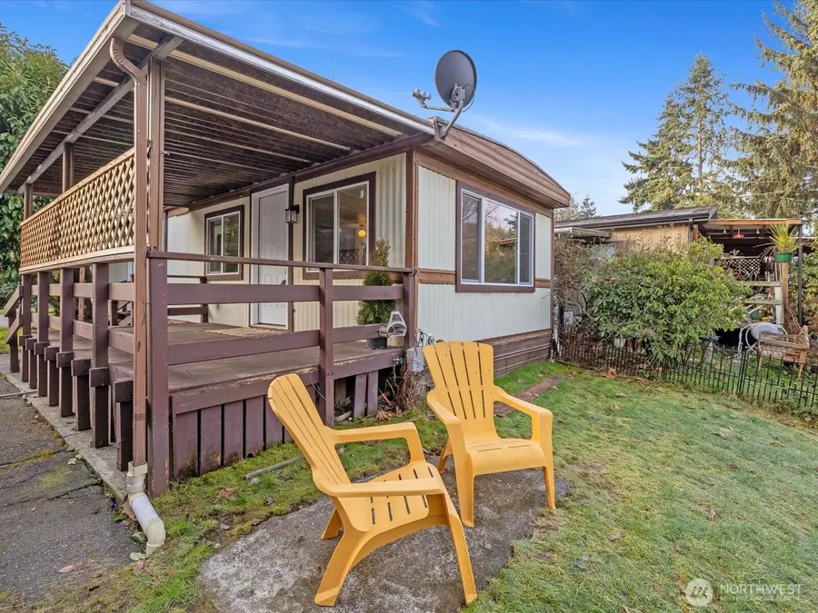 11510 E Riverside Drive #26, Bothell, WA 98011 - Image #3