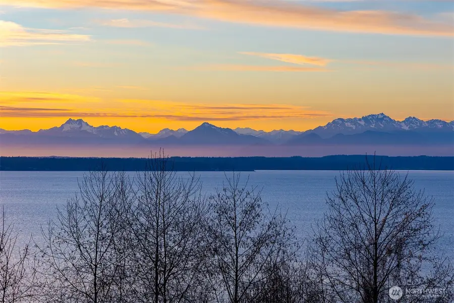 1932 NW Blue Ridge Drive #6, Seattle, WA 98177 - Image #3