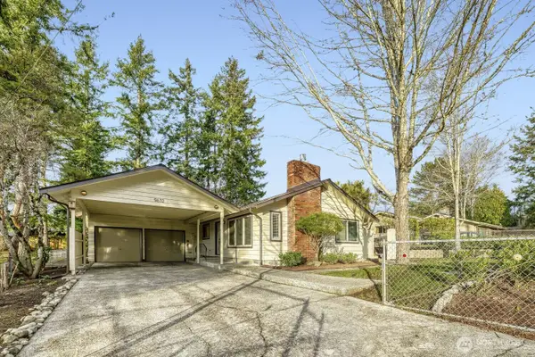 9632 S 216th St, Kent, WA 98031