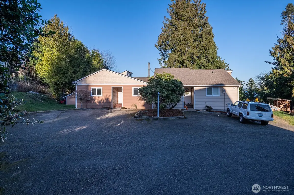2422 Mcgregor Drive Se, Port Orchard, WA 98366 - Image #1