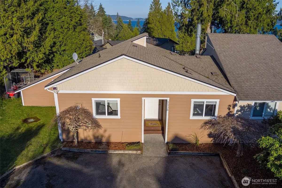 2428 Mcgregor Drive Se, Port Orchard, WA 98366 - Image #1