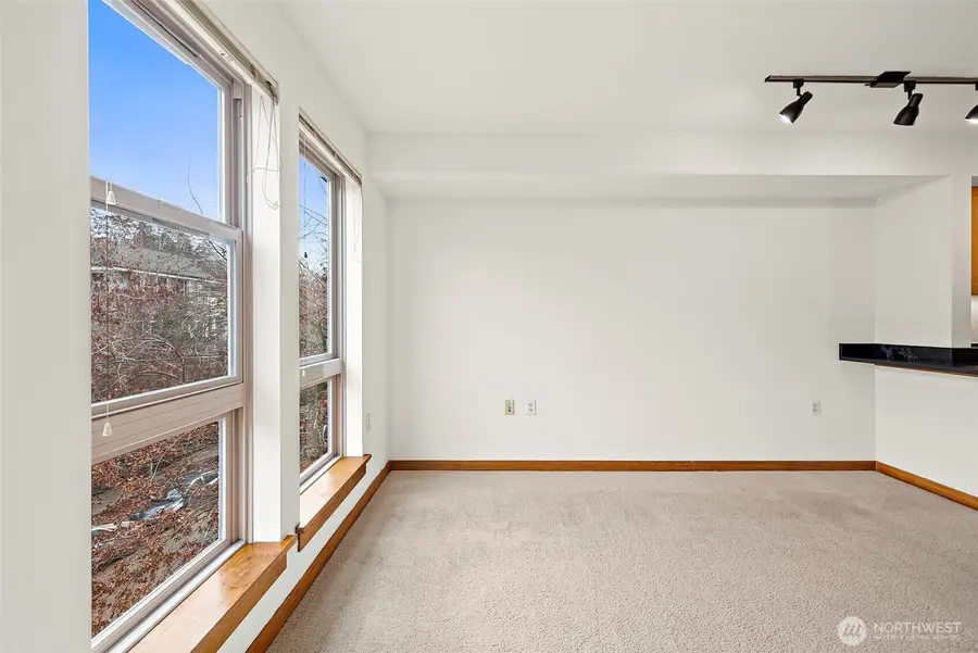 827 Hiawatha Place S #313, Seattle, WA 98144 - Image #3