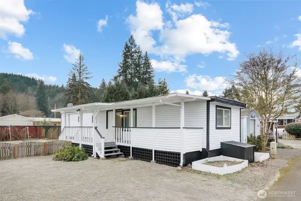 32501 NE 50th Street #37, Carnation, WA 98014