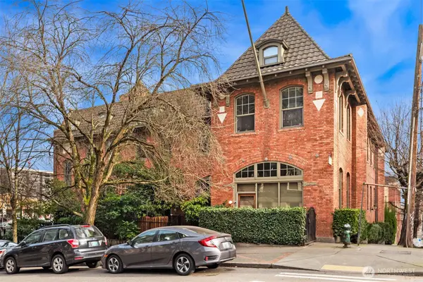 1406 Harvard Avenue #7, Seattle, WA 98122