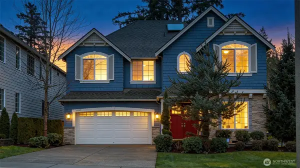 21801 SE 1st Street, Sammamish, WA 98074