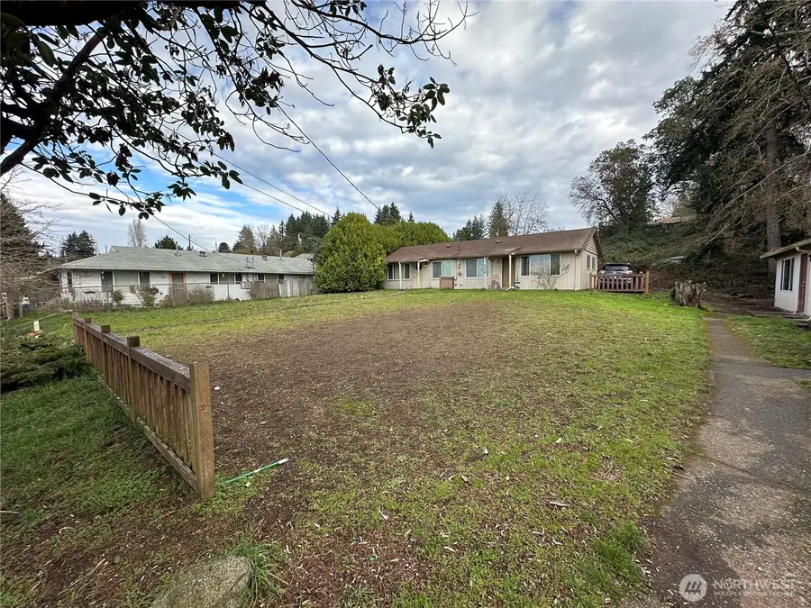 3246 Halverson Avenue, Bremerton, WA 98310 - Image #2