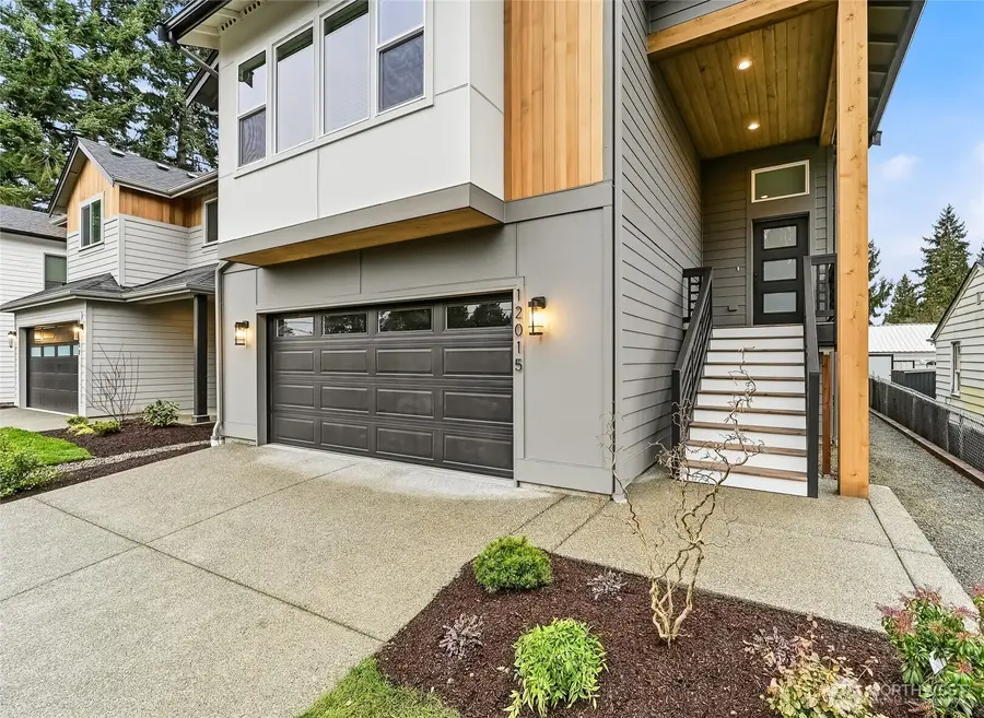 12015 44th Avenue S, Tukwila, WA 98168 - Image #2