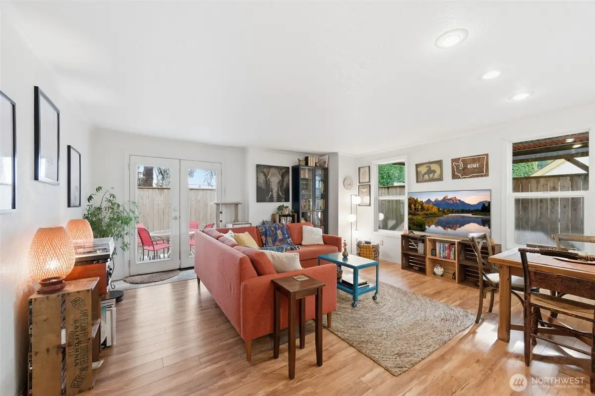 220 Israel Road Sw #F6, Tumwater, WA 98501 - Image #1