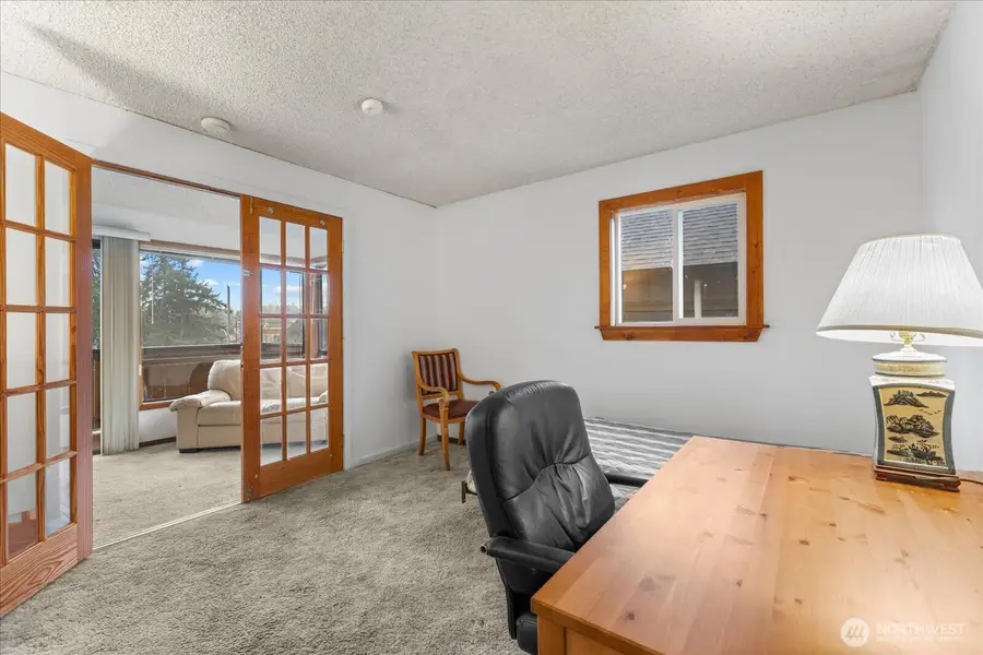 9256 Interlake Avenue N, Seattle, WA 98103 - #3