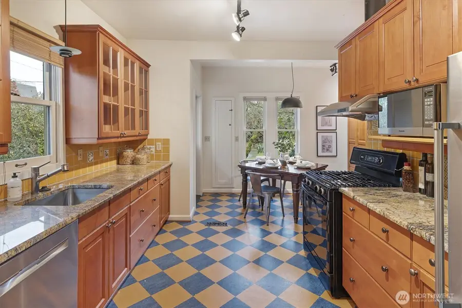 2310 N 65th Street, Seattle, WA 98103 - #3