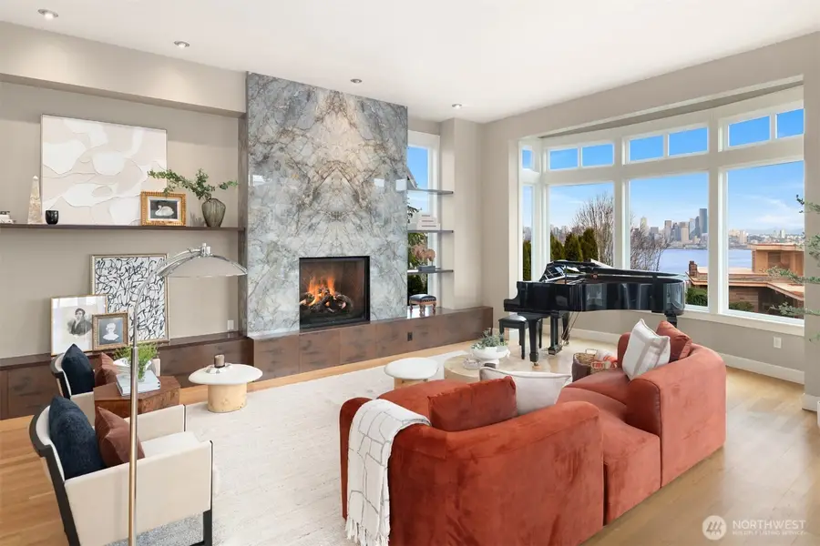 1314 California Avenue Sw, Seattle, WA 98116 - Image #2