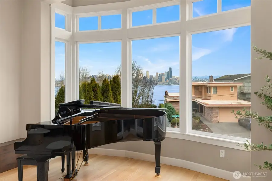 1314 California Avenue Sw, Seattle, WA 98116 - Image #3