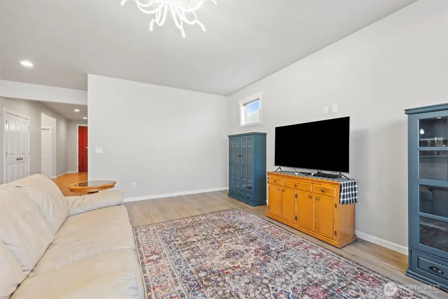 4712 W Coyote St W, Moses Lake, WA 98837 - #3